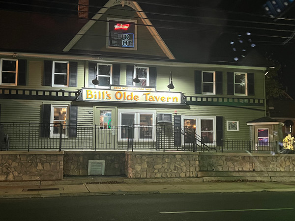 Bill’s Olde Tavern