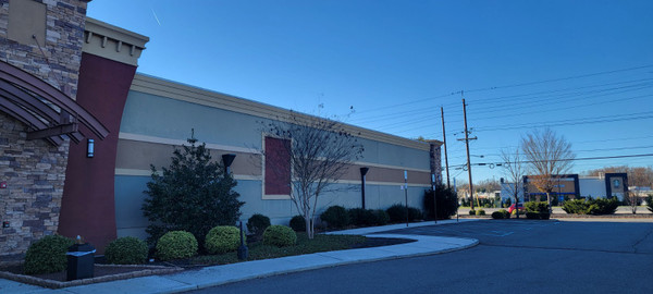 Colonial Bowling and Entertainment