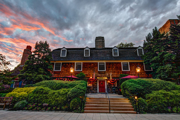 Nassau Inn