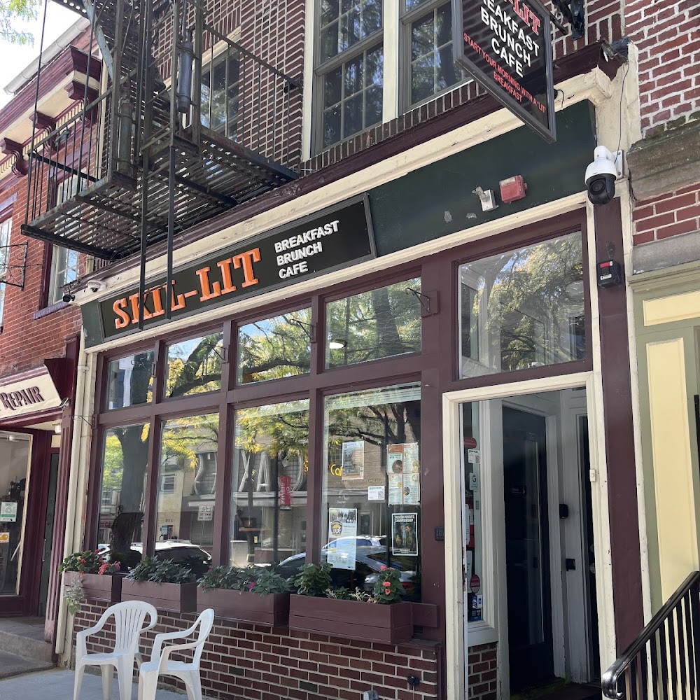 Skil-Lit Cafe
