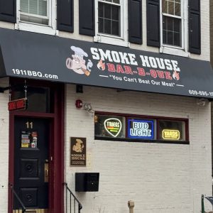 1911 Smokehouse BBQ